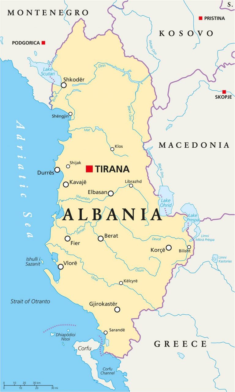 Albanie Carte 768x1277 